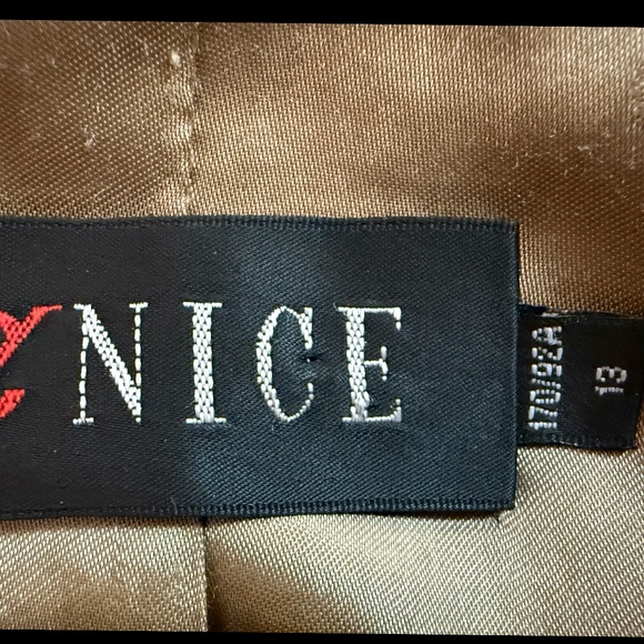 Wool Coat with Rabbit Fur Trim - Picture 10 of 12